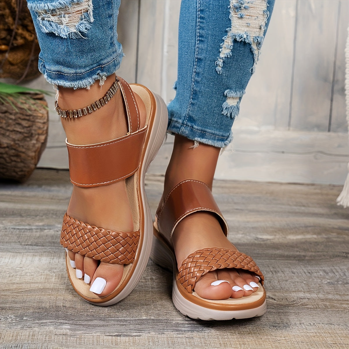 UMIK Women'S Casual Flat Sandals - Elegant Summer Beach Shoes with Adjustable Buckle Straps, Open-Toe Design, Synthetic Cover & PU Sole for Outdoor Comfort, Casual Summer Footwear, Strappy Sandals, Comfortable Footwear