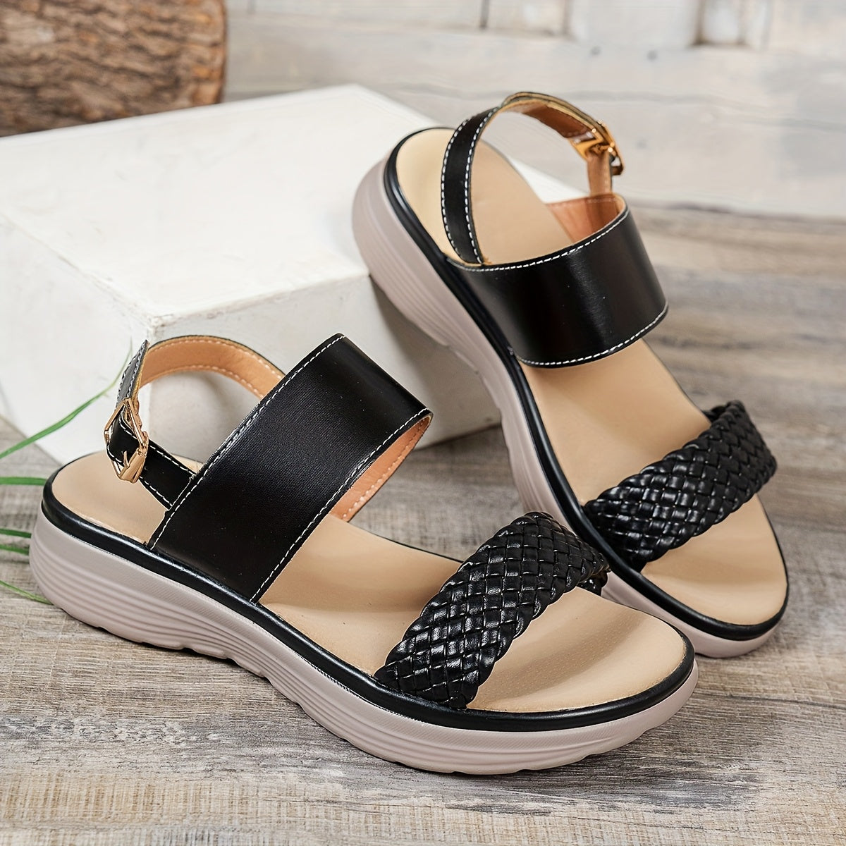 UMIK Women'S Casual Flat Sandals - Elegant Summer Beach Shoes with Adjustable Buckle Straps, Open-Toe Design, Synthetic Cover & PU Sole for Outdoor Comfort, Casual Summer Footwear, Strappy Sandals, Comfortable Footwear