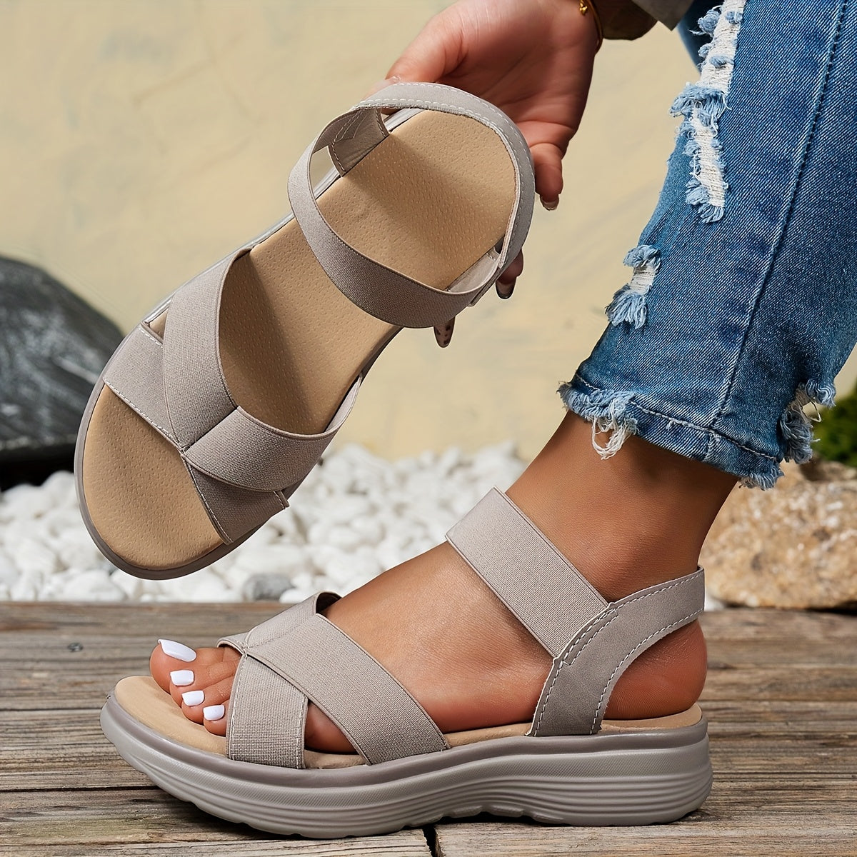 [Stylish Flat Sandals] Stylish UMIK Women's Flat Sandals | Elastic Strap, Crisscross Design, Casual Summer Flats, Sporty Leisure Shoes