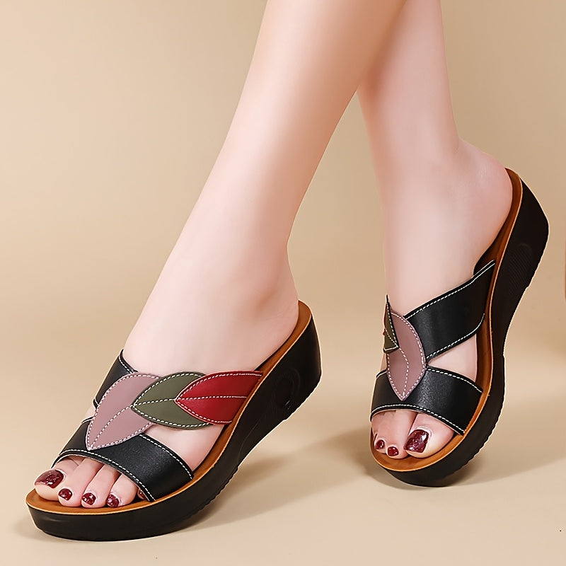 Women's Summer Leaf-Decorated Slip-On Sandals - Thick Cushioned TPU Sole, Non-Slip Soft Synthetic Cover, Open-Toe Casual Comfort for Beach & Casual Attire, Beach Shoes, Leisure Footwear, Decorative Leaf Design, Durable Traction Sole